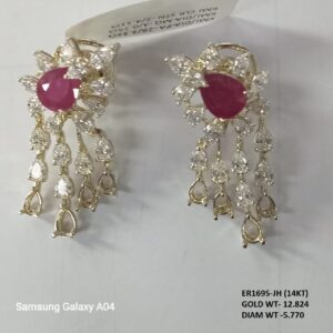 EARRING